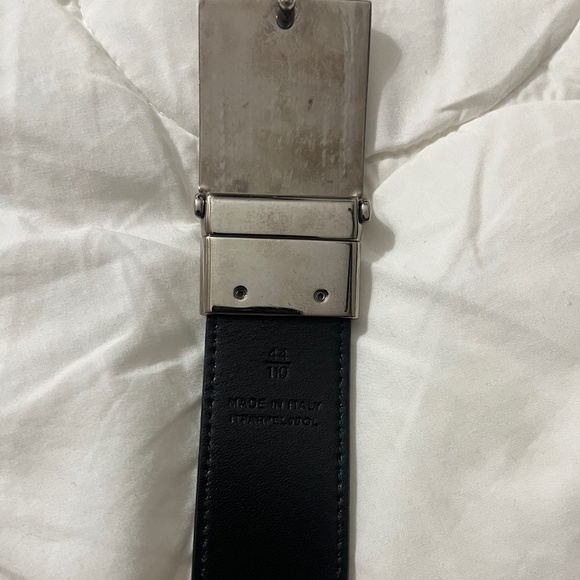 BURBERRY BELT - Picture 2 of 2